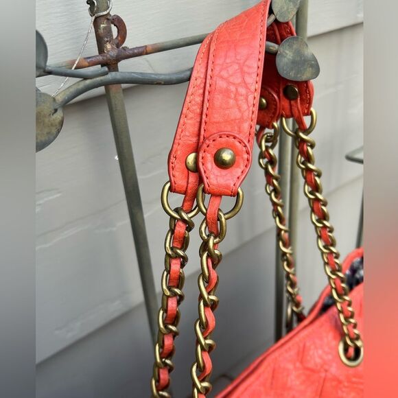 Jessica Simpson Rumor Woven Satchel - Picture 2 of 8